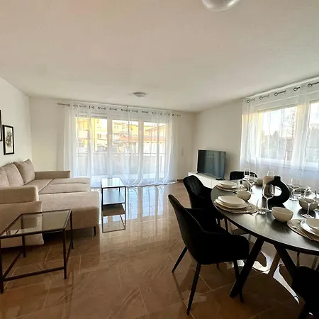 アパート Bonnystay Rheinfelden - 6 Personen - Kueche - Parkplatz - Terrasse *