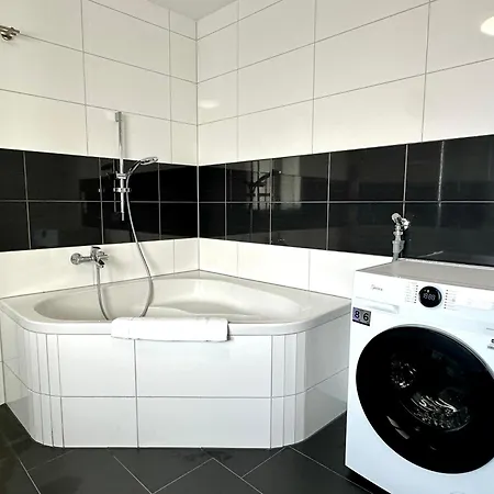 Bonnystay Rheinfelden - 6 Personen - Kueche - Parkplatz - Terrasse דירה Karsau