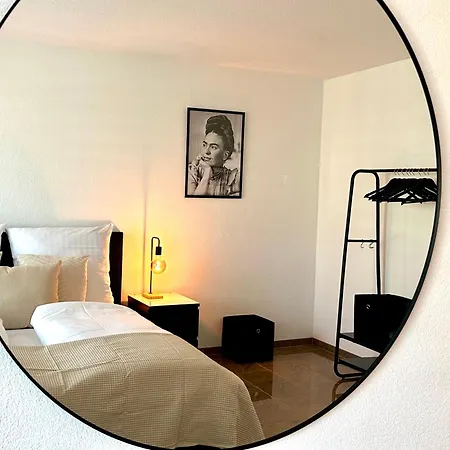 Bonnystay Rheinfelden - 6 Personen - Kueche - Parkplatz - Terrasse *