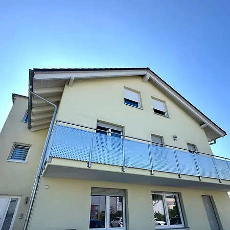 Bonnystay Rheinfelden - 6 Personen - Küche - Parkplatz - Terrasse Apartment *